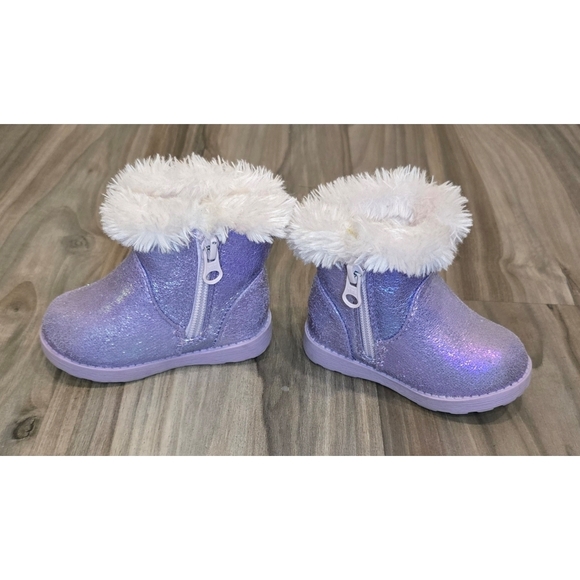 Cat & Jack Toddler Girls Boots – Size 4 – Purple Sparkly Faux Fur - Picture 3 of 9